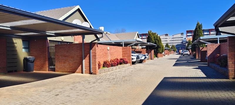 To Let 2 Bedroom Property for Rent in Die Bult North West